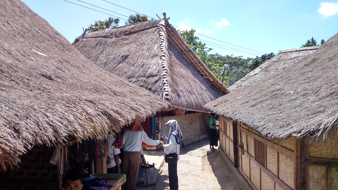Desa Adat Sasak Sade Lombok Tengah